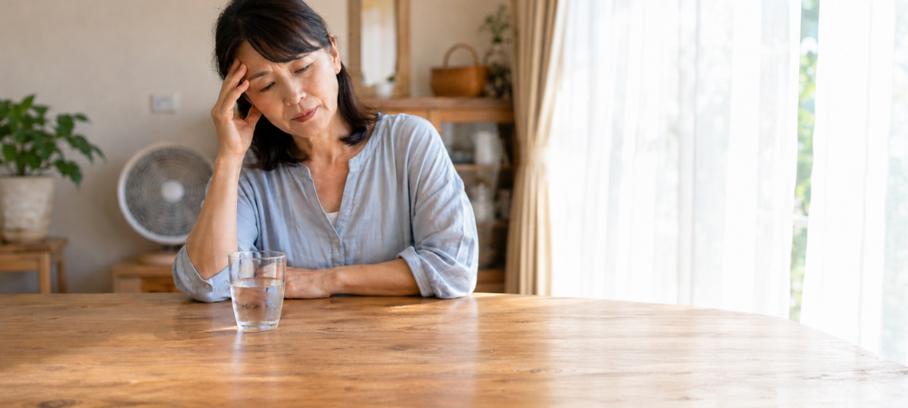 室内でも要注意。「隠れ熱中症」のサインと、農家が教える「食べる水分補給」